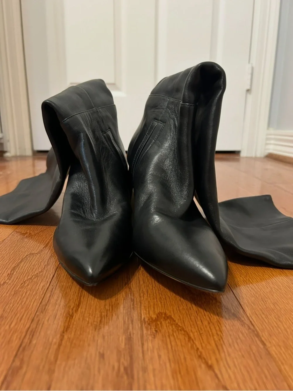 Sam Edelman Black Leather Knee High Boots Size 8 Block Heel Pointed Toe Chic